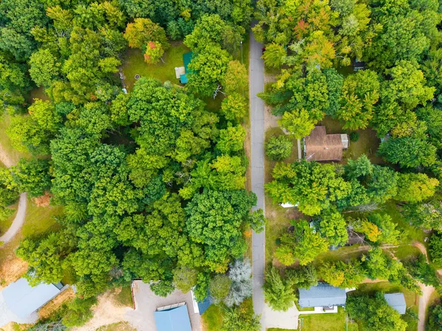 $182,500 | 11771 Laura Lane, Crivitz, WI 54114