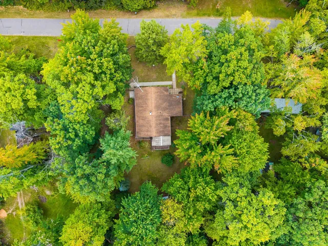 $182,500 | 11771 Laura Lane, Crivitz, WI 54114