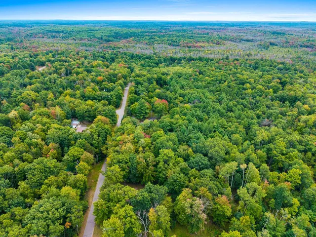 $182,500 | 11771 Laura Lane, Crivitz, WI 54114