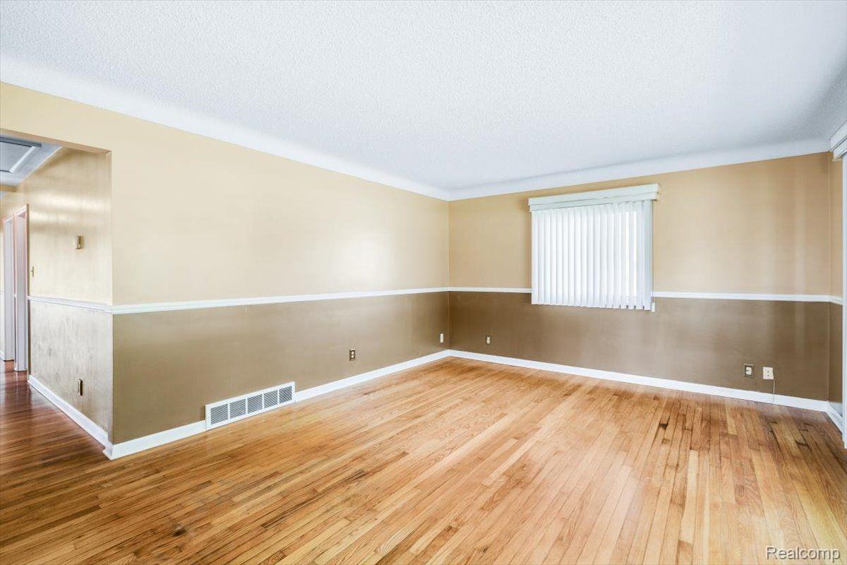 10249 Lindsey Road Casco, MI 48064 - Photo 19 of 35 Gallery Image 19
