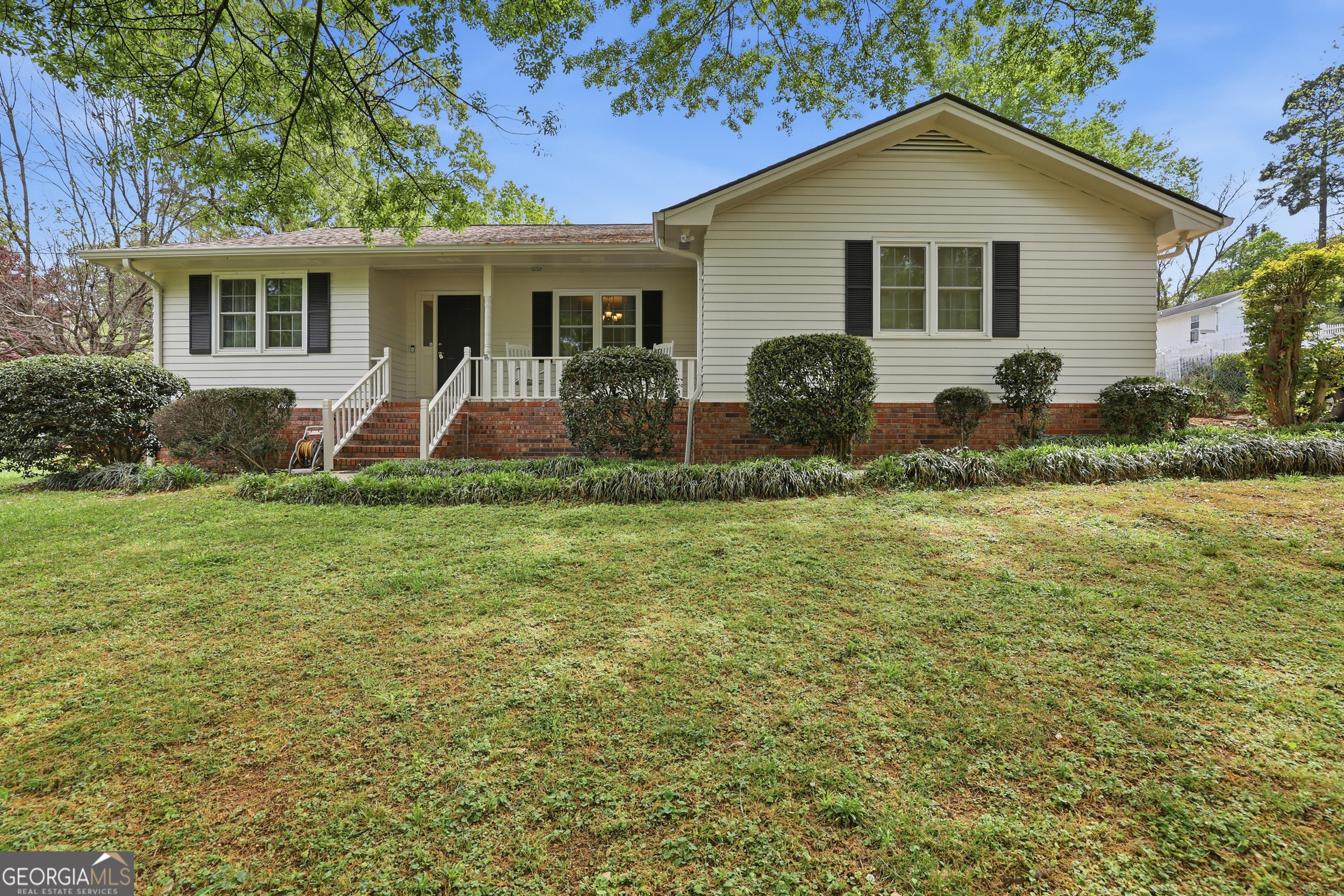 23 Cane Brake Circle Toccoa, GA 30577 - Photo 2 of 35 a view of a house with a yard