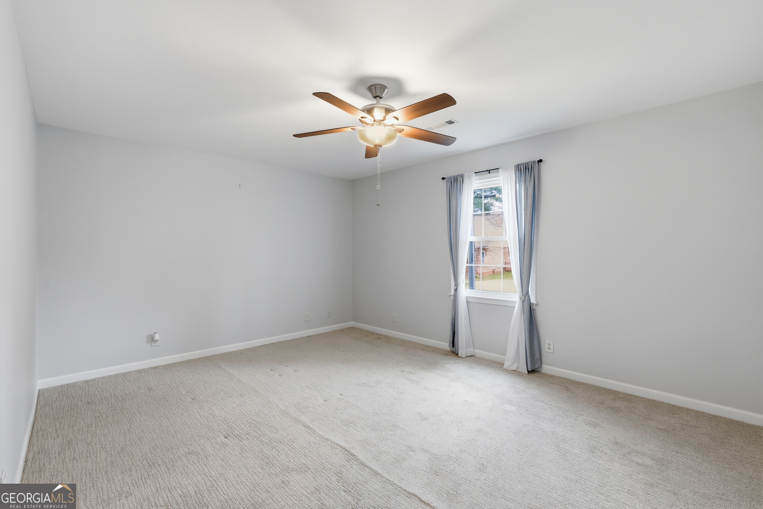 23 Cane Brake Circle Toccoa, GA 30577 - Photo 21 of 35 a view of an empty room