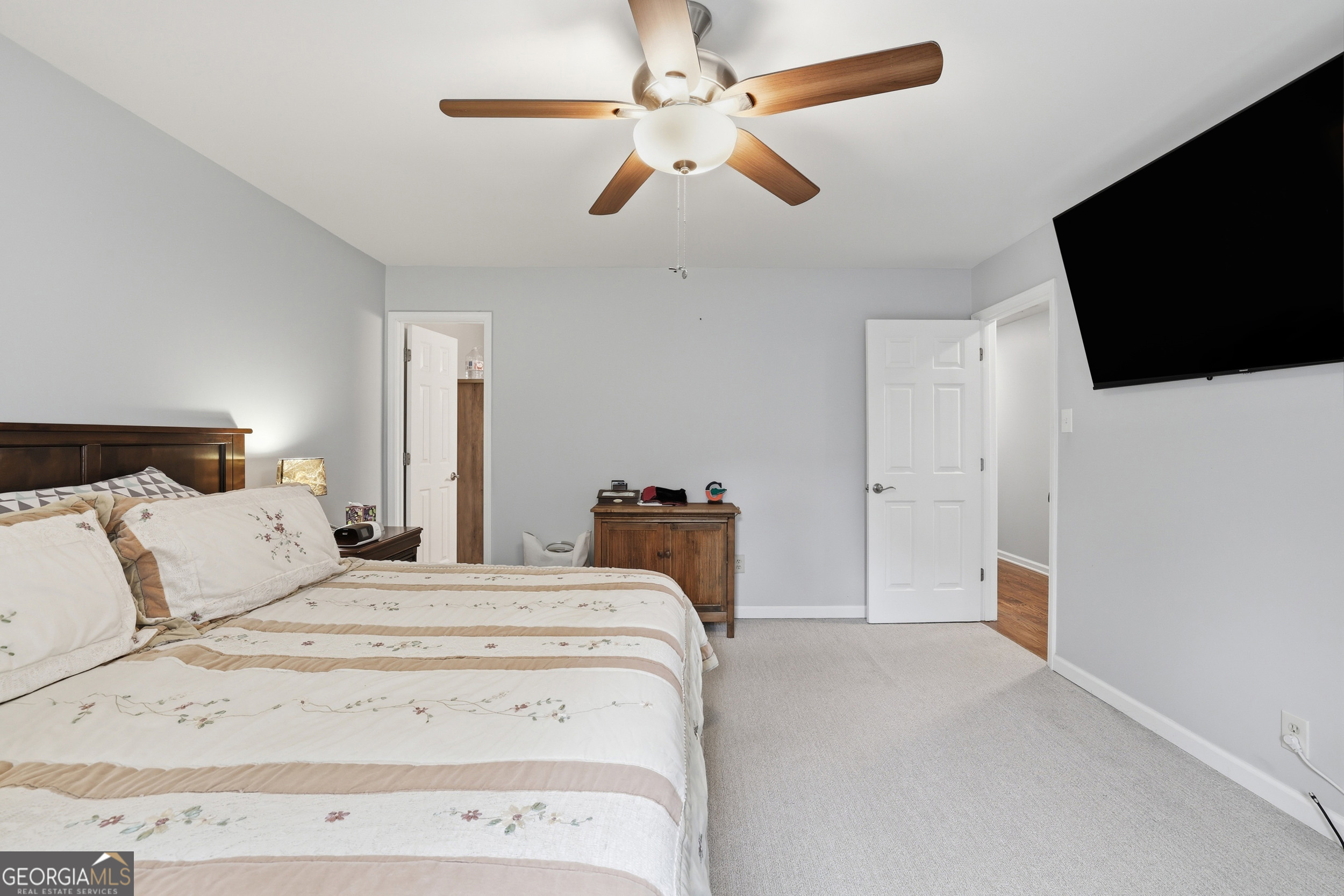 23 Cane Brake Circle Toccoa, GA 30577 - Photo 28 of 35 a bedroom with a bed and a flat screen tv