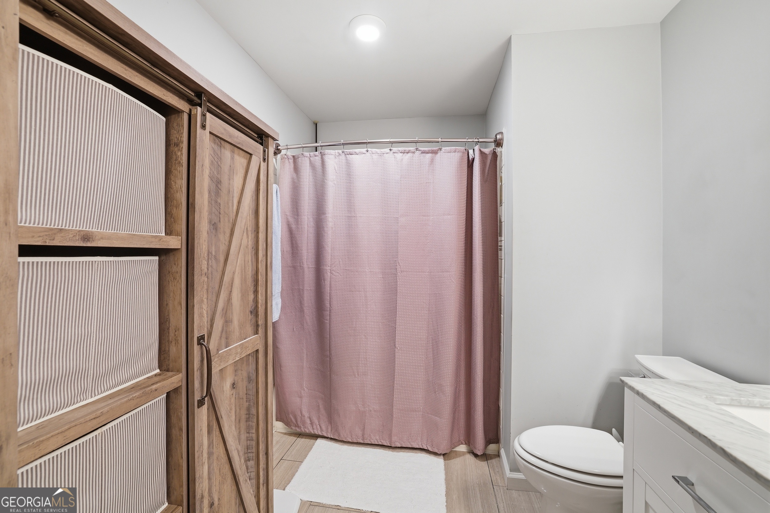 23 Cane Brake Circle Toccoa, GA 30577 - Photo 31 of 35 a bathroom with a toilet and a shower