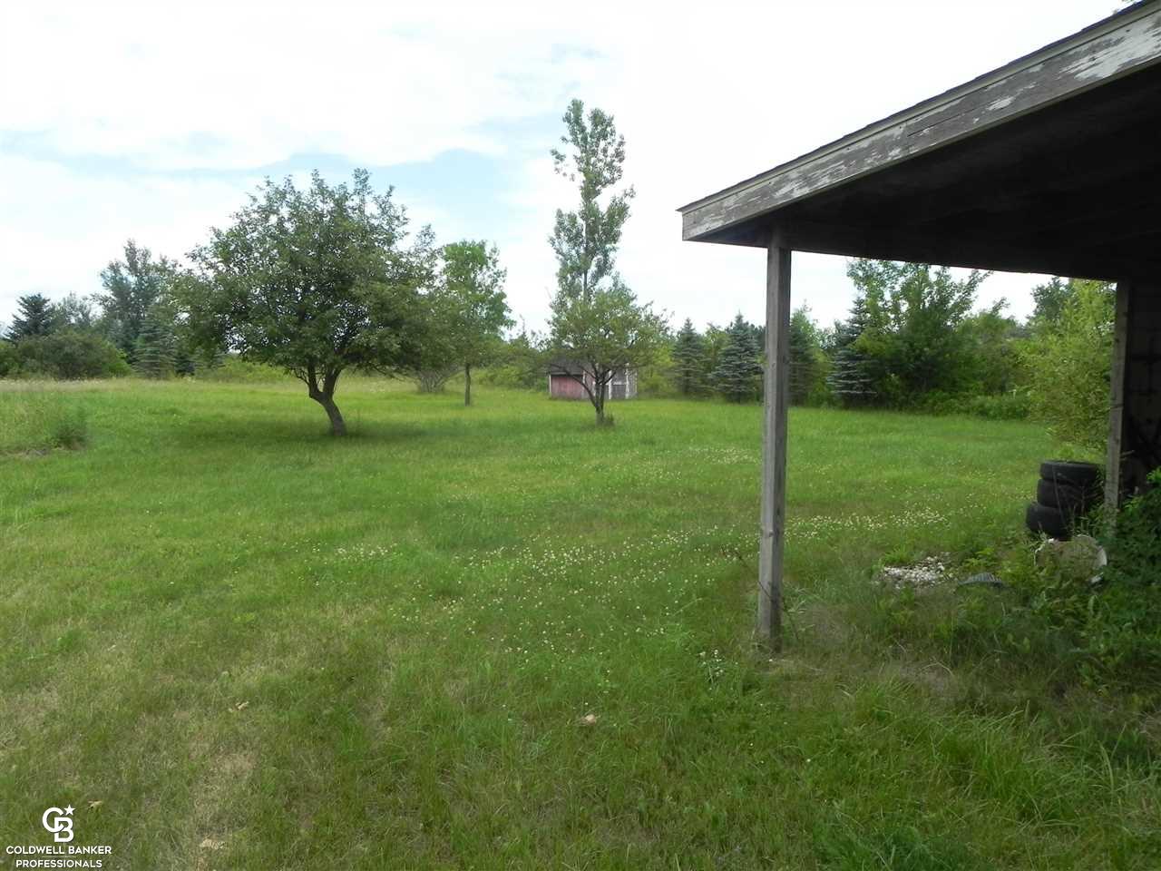 12100 Dunn Road Memphis, MI 48041 - Photo 26 of 31 50046867-34.JPG