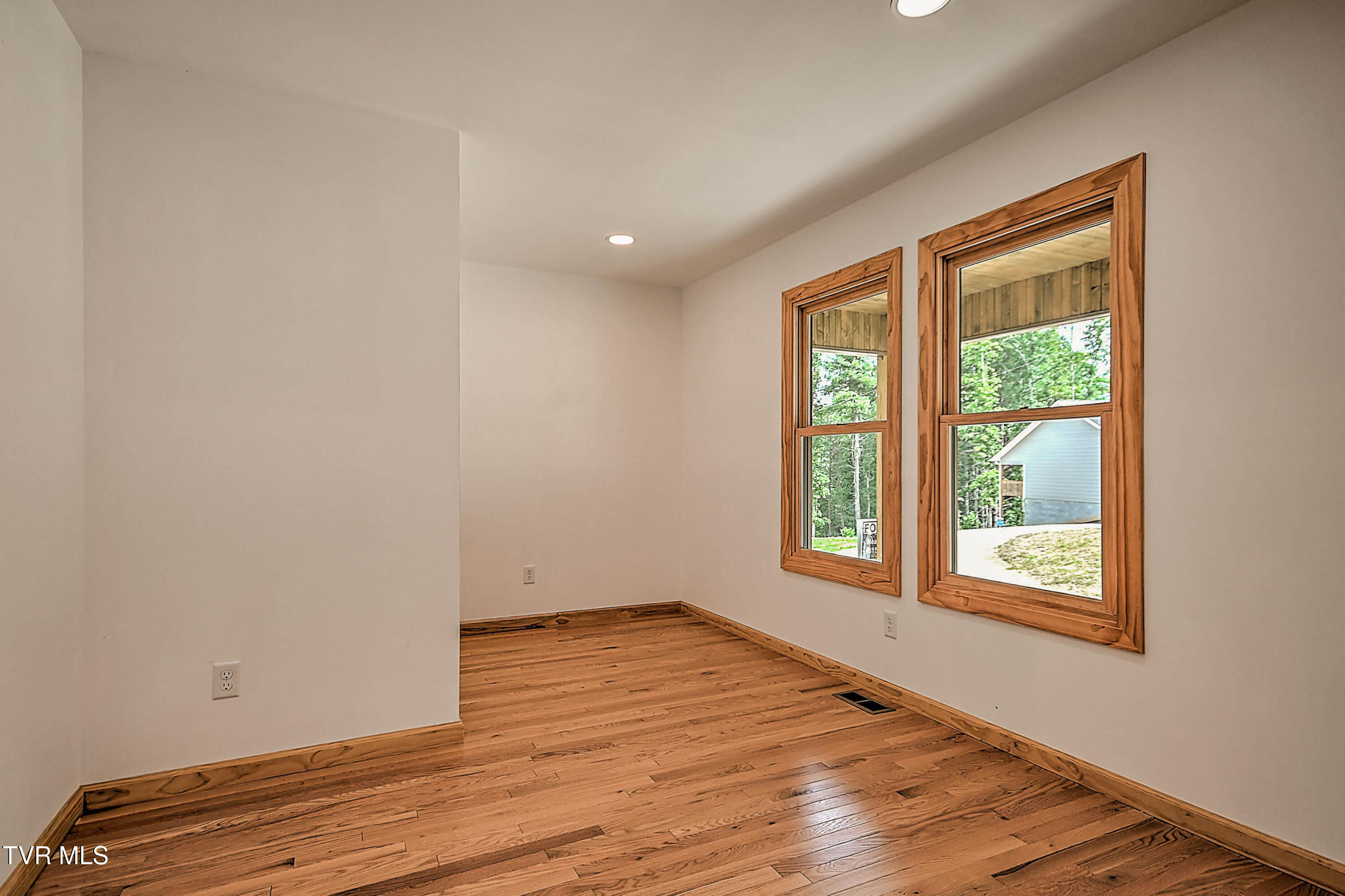 512 Norris Road Butler, TN 37640 - Photo 27 of 40 512 Norris DST-28