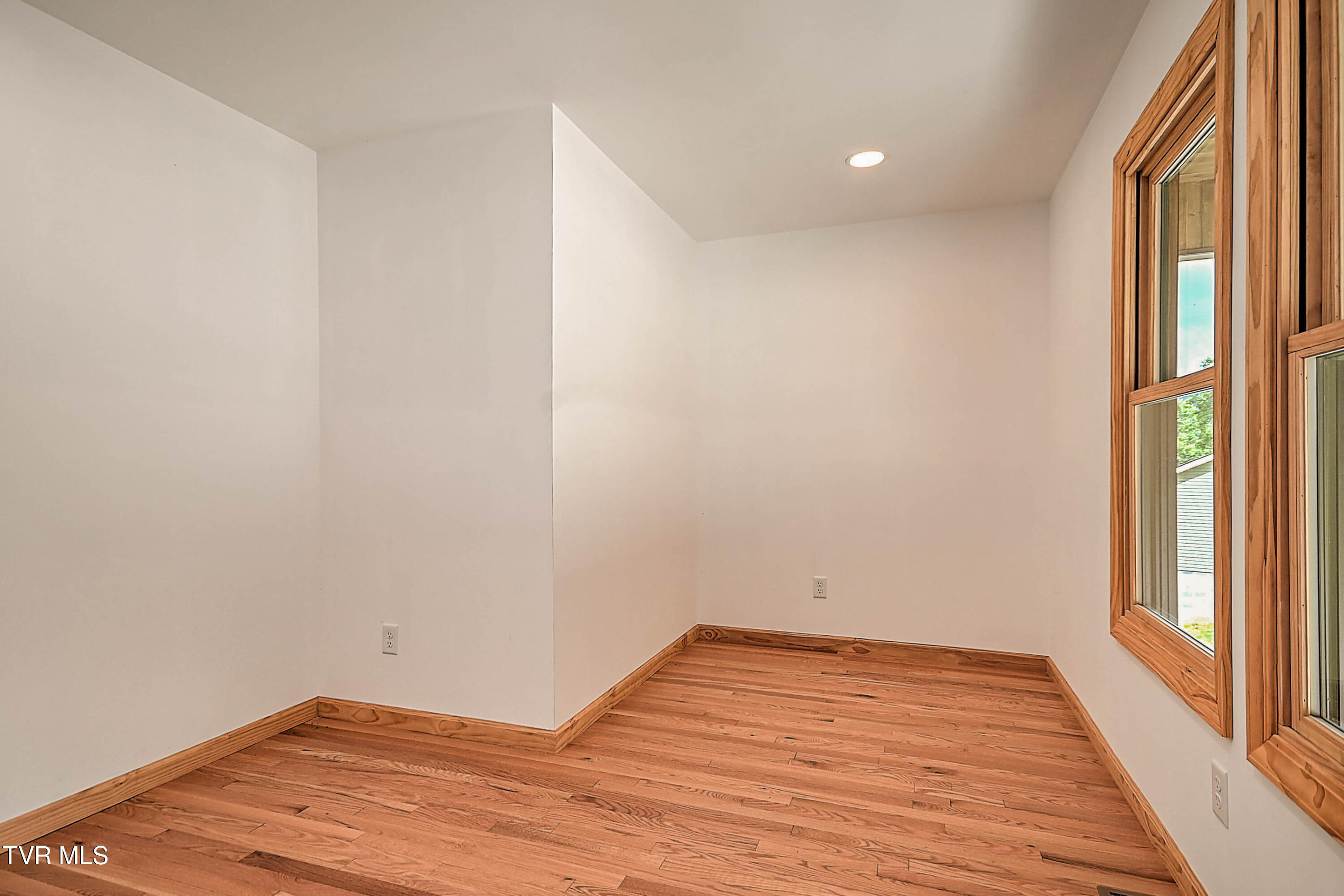 512 Norris Road Butler, TN 37640 - Photo 28 of 40 512 Norris DST-29