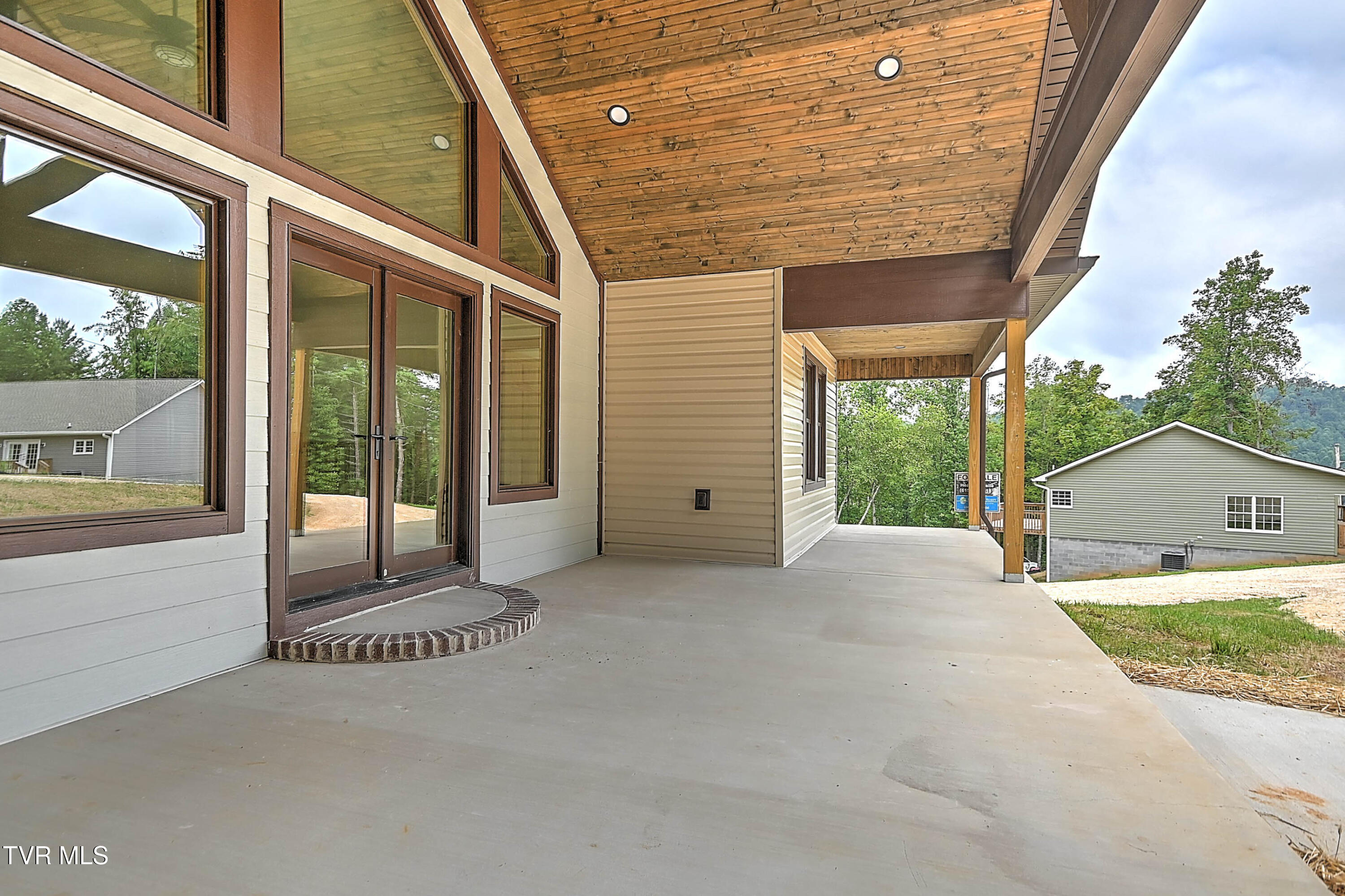 512 Norris Road Butler, TN 37640 - Photo 3 of 40 512 Norris DST-4