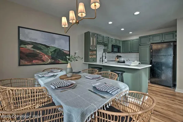 $399,000 | 9 Beechwood Court, Lake Harmony, PA 18624