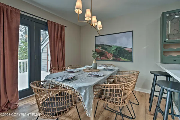 $399,000 | 9 Beechwood Court, Lake Harmony, PA 18624