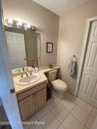 $399,000 | 9 Beechwood Court, Lake Harmony, PA 18624