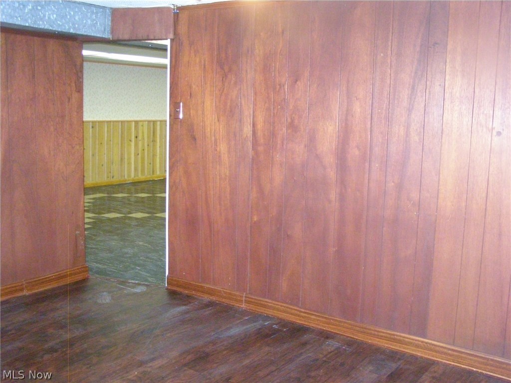 1787 Bellingham Road Cleveland, OH 44124 - Photo 15 of 21 Extra room in lower level could be a den/office/workroom.