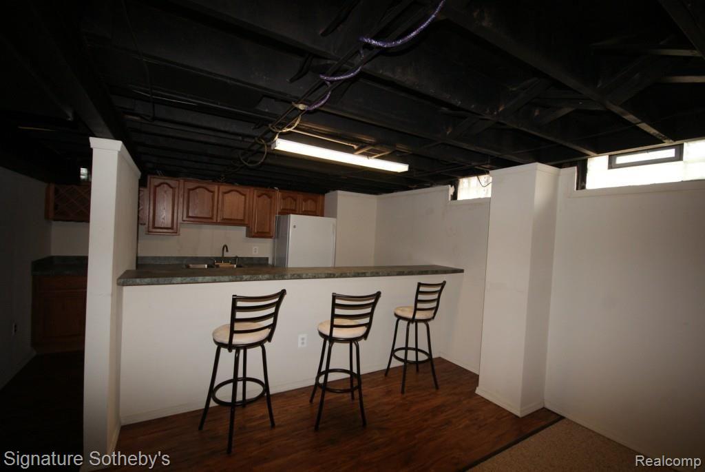 2745 Broadmoor Court Rochester, MI 48309 - Photo 13 of 14 Forest Bay and Broadmoor 044.jpg