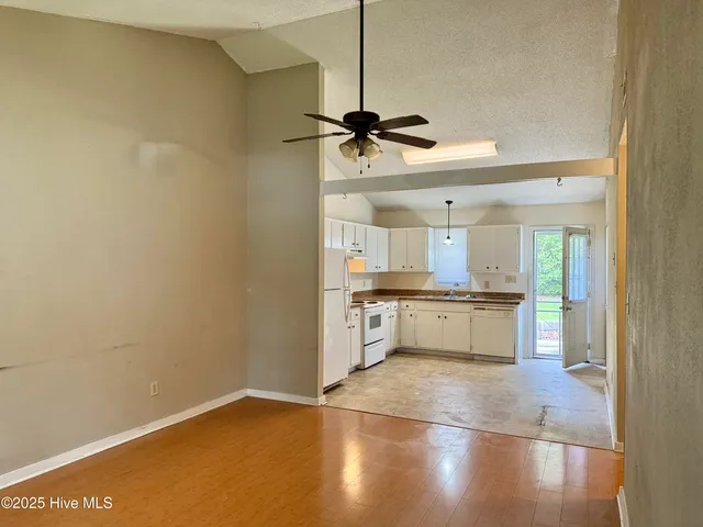 $1,050 | 1508 Princeton Lane, Unit A, New Bern, NC 28562