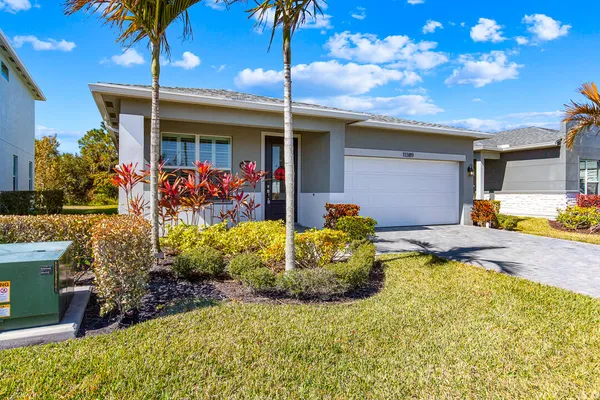 $2,990 | 11389 Southwest Lyra Dr., Port St. Lucie, FL 34987