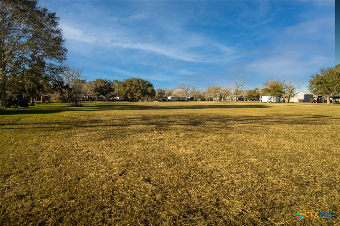 0 Clay Edna, TX 77957 - Photo 10 of 11 a view of an ocean