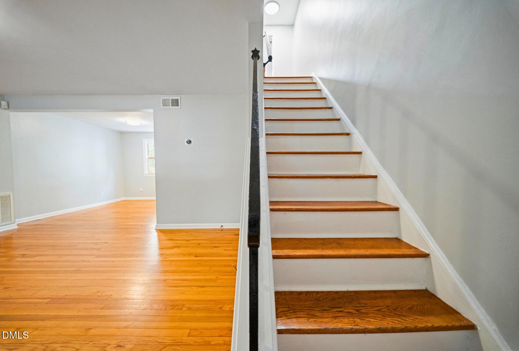 967 St Marys Street Raleigh, NC 27605 - Photo 7 of 34