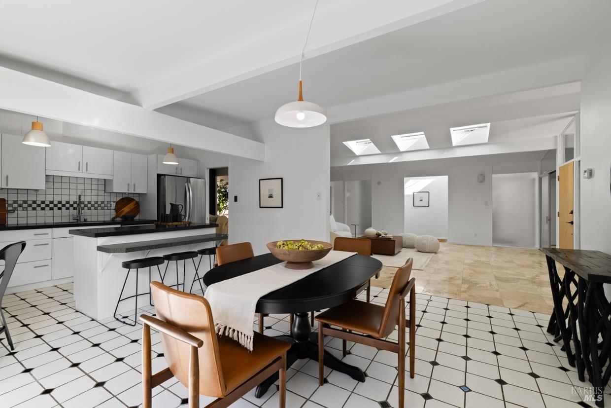 451 Nova Albion Way San Rafael, CA 94903 - Photo 14 of 31