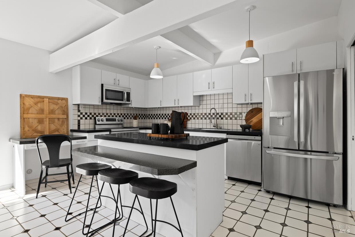 451 Nova Albion Way San Rafael, CA 94903 - Photo 15 of 31