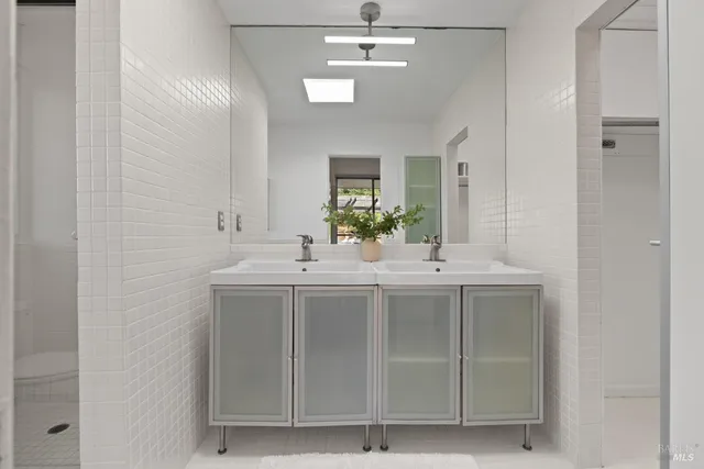 $1,399,000 | 451 Nova Albion Way, San Rafael, CA 94903