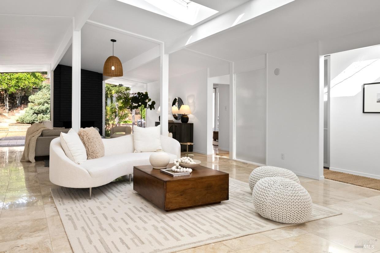 451 Nova Albion Way San Rafael, CA 94903 - Photo 3 of 31