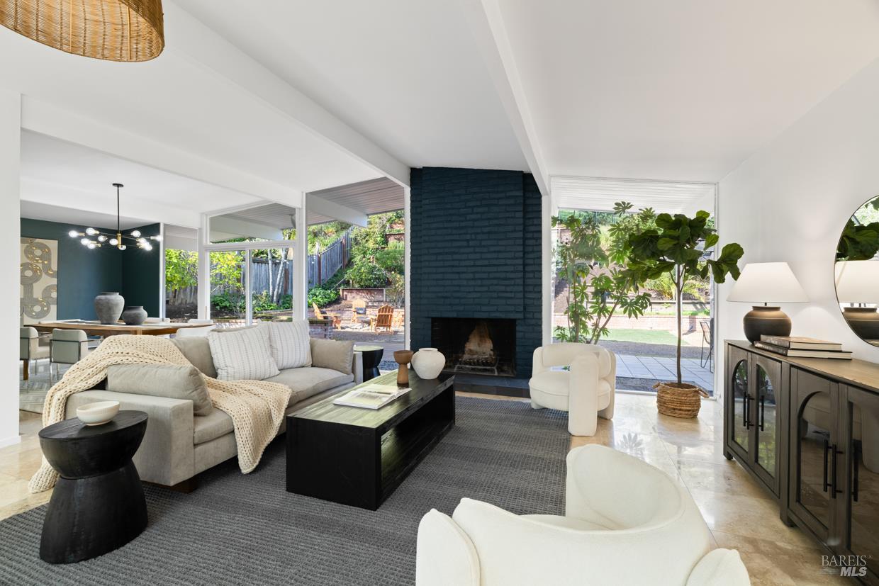 451 Nova Albion Way San Rafael, CA 94903 - Photo 5 of 31