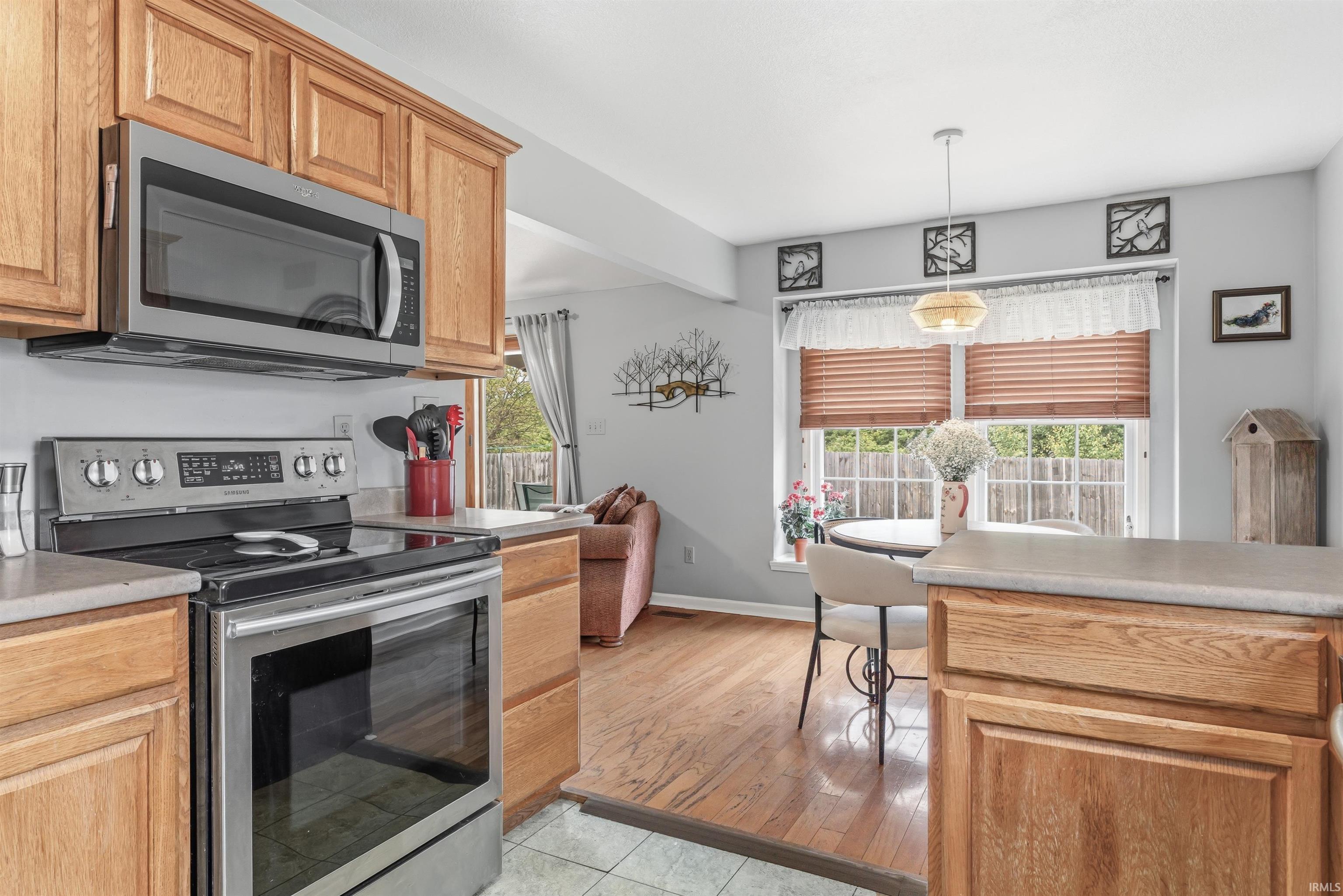 505 Wolverton Drive Fort Wayne, IN 46825 - Photo 12 of 33