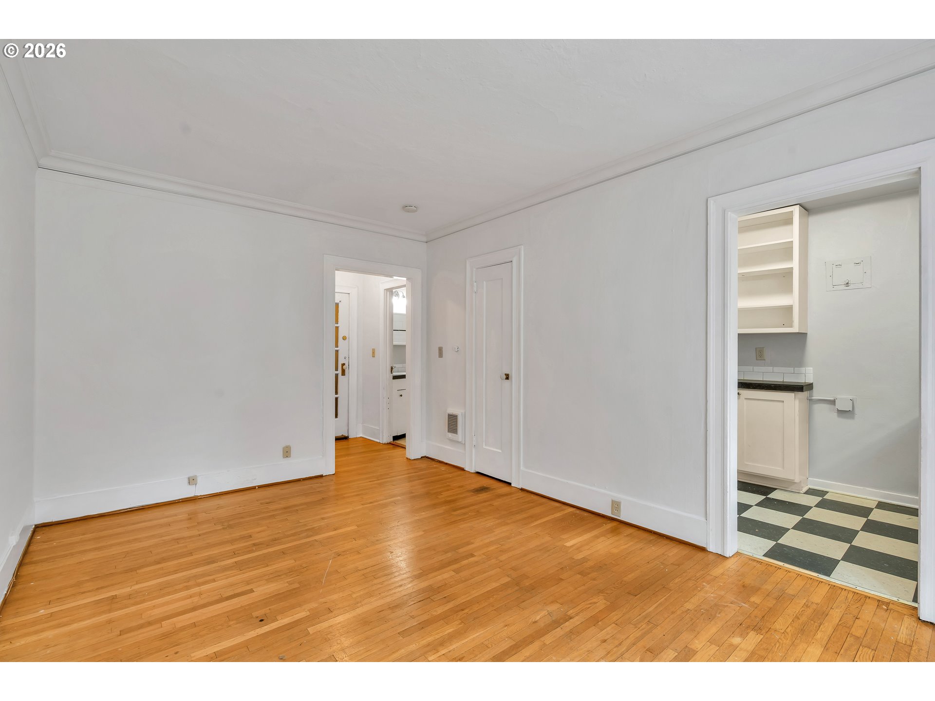 1811 Northwest Couch Street, Unit 207 Portland, OR 97209 - Photo 13 of 33