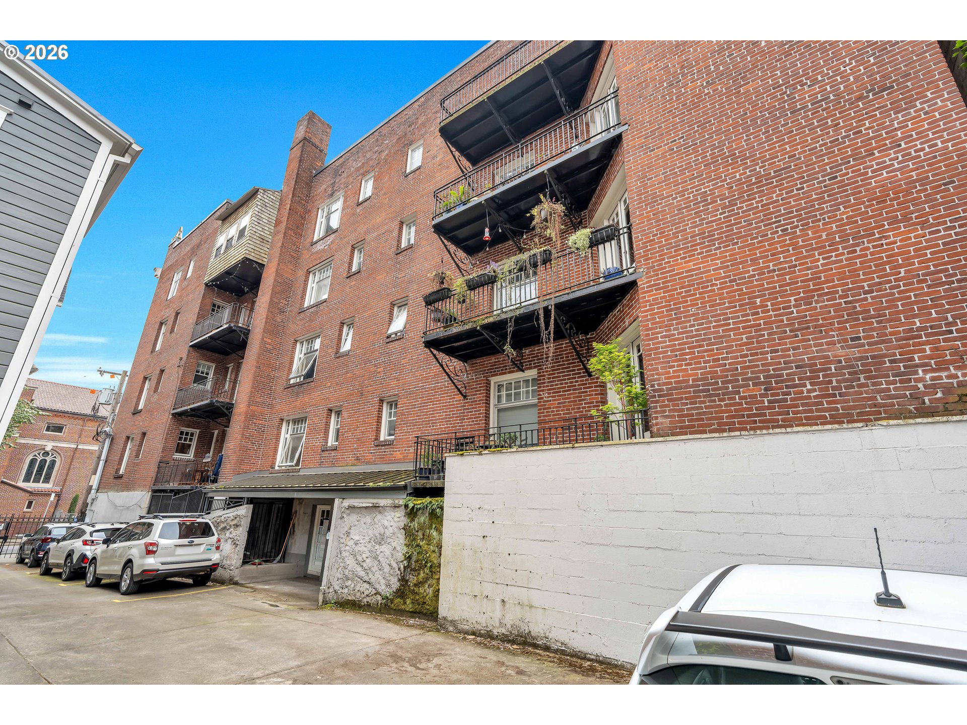 1811 Northwest Couch Street, Unit 207 Portland, OR 97209 - Photo 29 of 33