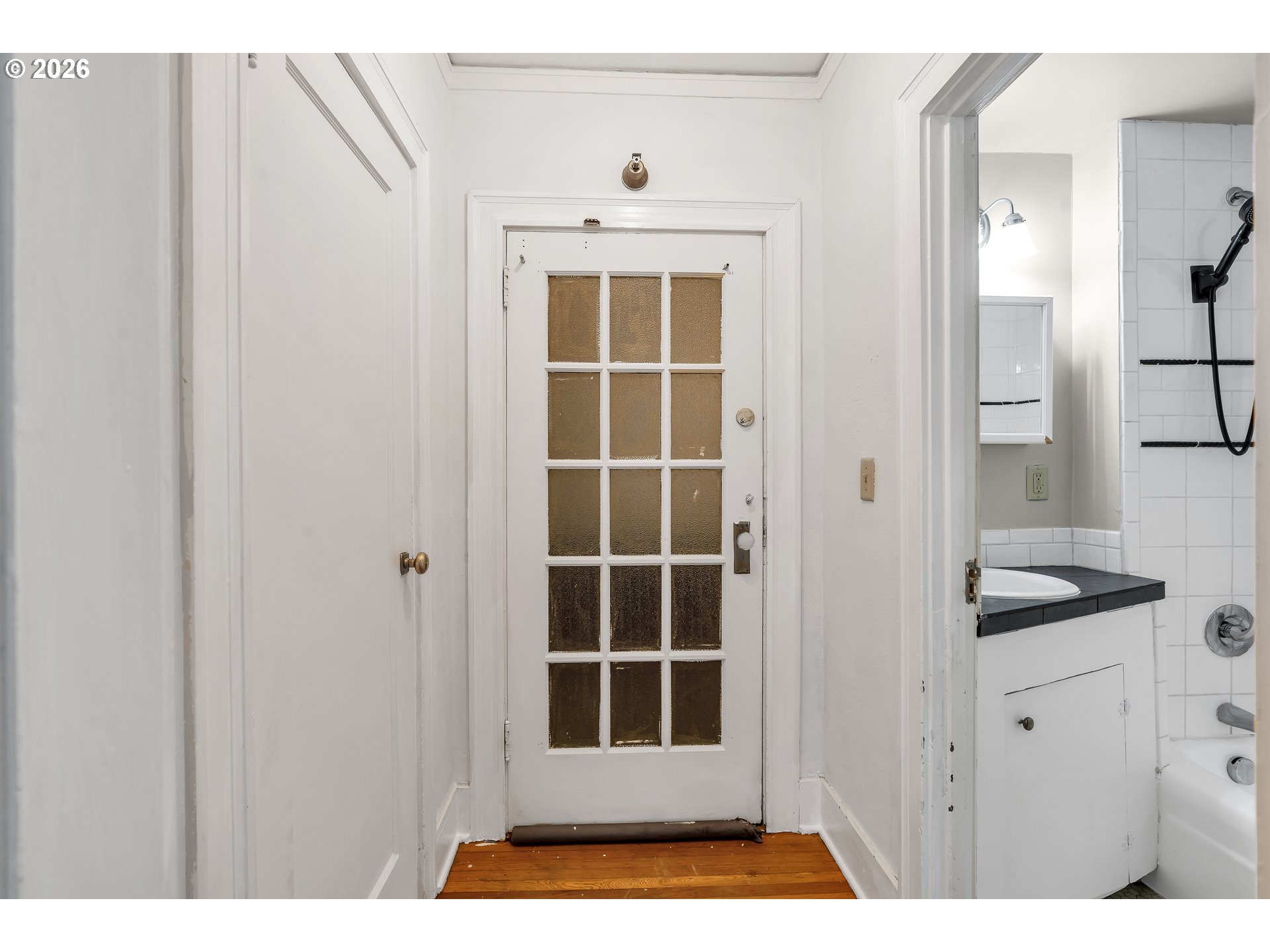 1811 Northwest Couch Street, Unit 207 Portland, OR 97209 - Photo 10 of 33