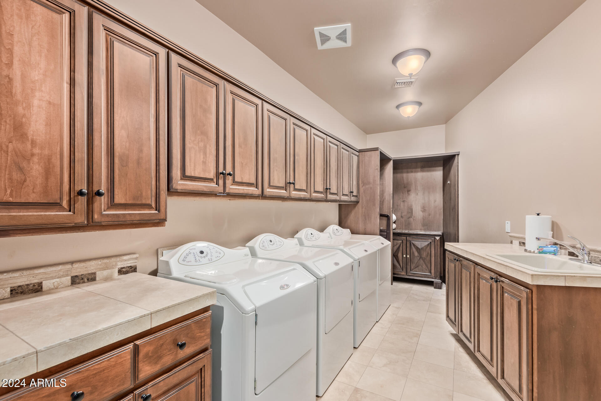 5339 East Royal Palm Road Paradise Valley, AZ 85253 - Photo 47 of 95 74 - Royal Palm 5339