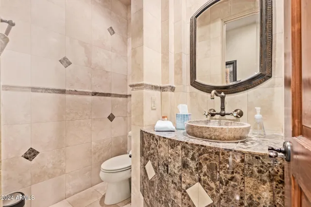 $16,495 | 5339 East Royal Palm Road, Paradise Valley, AZ 85253