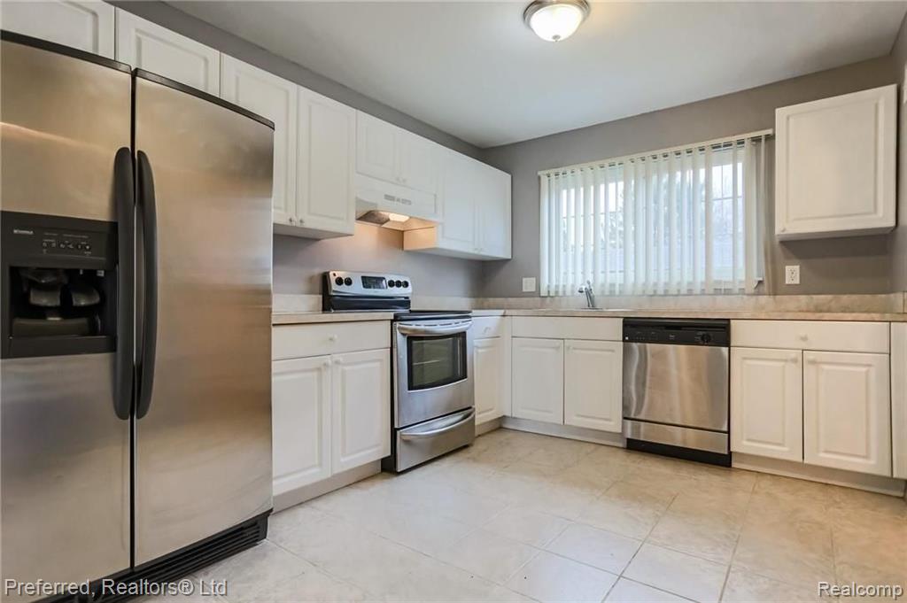 32276 West 12 Mile Road Farmington Hills, MI 48334 - Photo 11 of 29