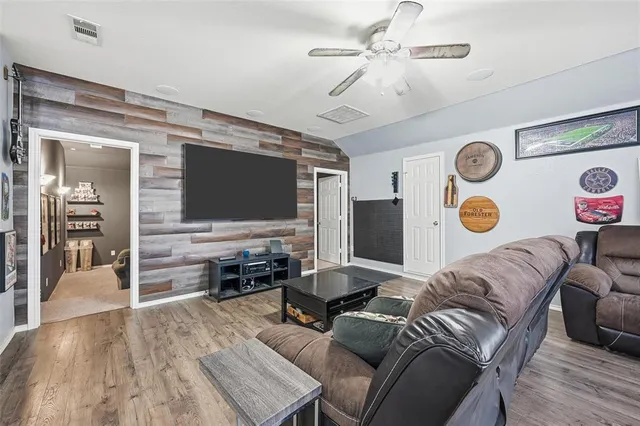 $385,000 | 8609 Corral Circle, Fort Worth, TX 76244