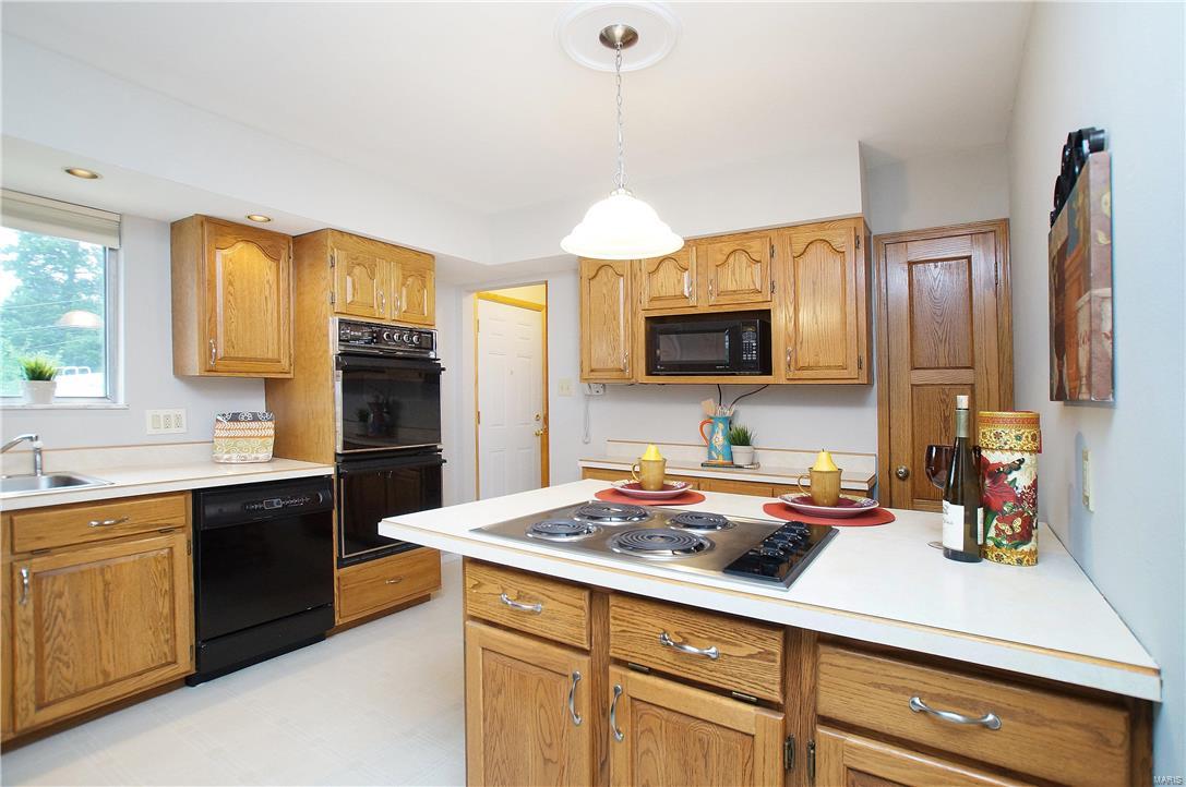 11121 Tesson Ferry Road St. Louis, MO 63123 - Photo 11 of 29 Gallery Image 11