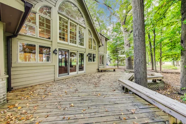 a view of a garden with a lake