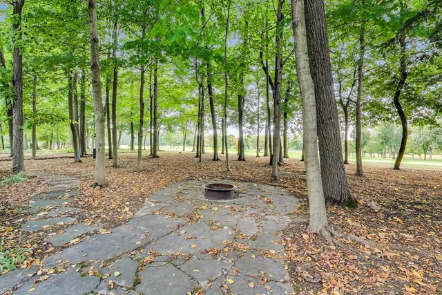 $850,000 | 3706 Royal Fox Drive, St. Charles, IL 60174