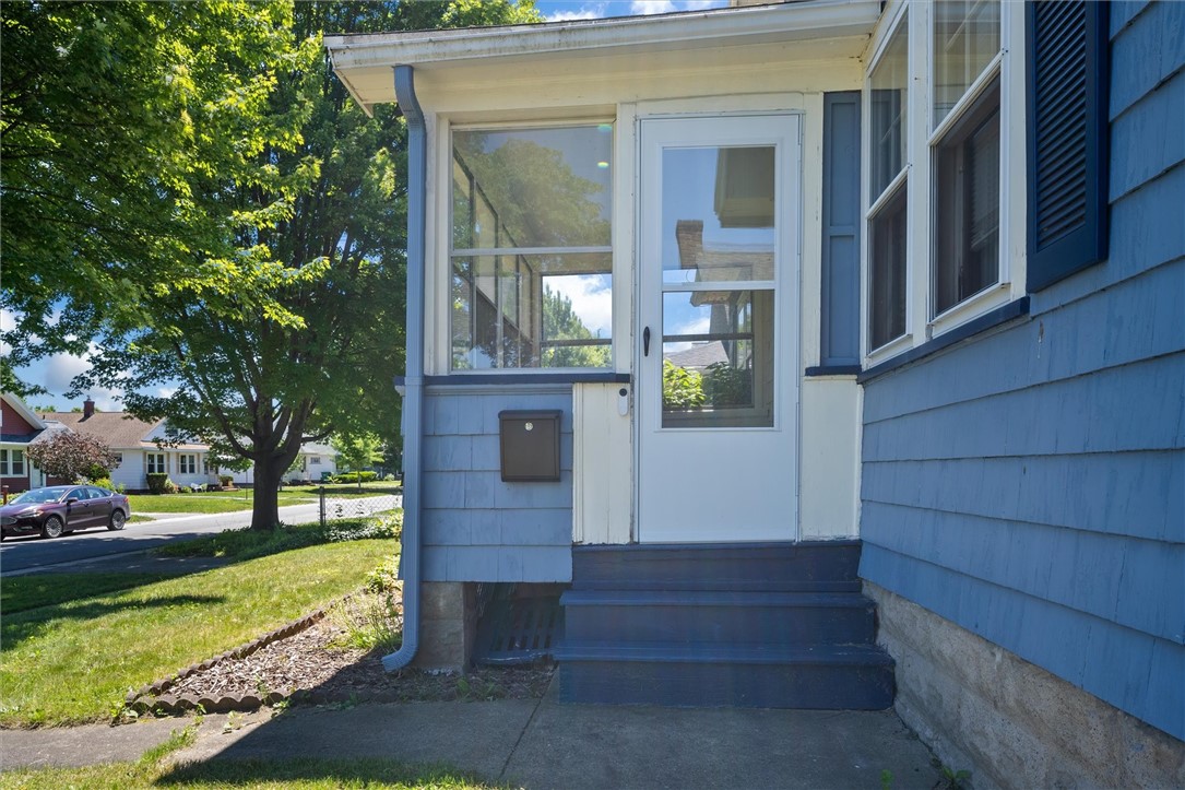 96 Conrad Drive Greece, NY 14616 - Photo 4 of 36