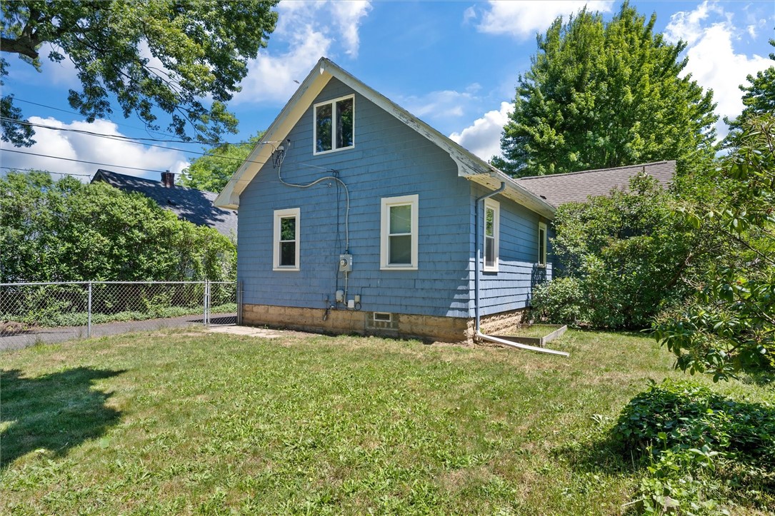 96 Conrad Drive Greece, NY 14616 - Photo 9 of 36