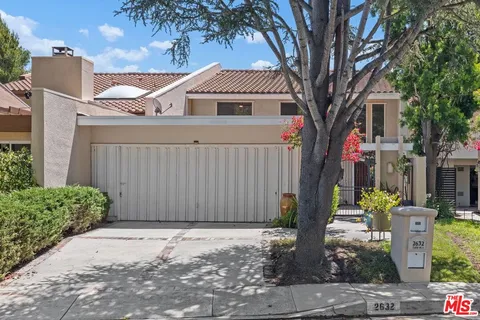 $1,915,000 | 2632 Claray Drive, Los Angeles, CA 90077