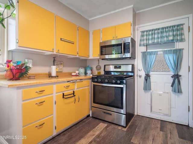 $375,000 | 136 Palmer Way, Topaz, CA 96133