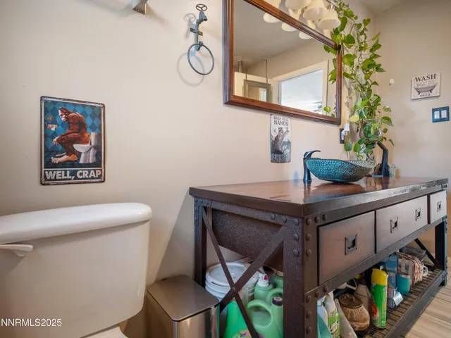 $375,000 | 136 Palmer Way, Topaz, CA 96133