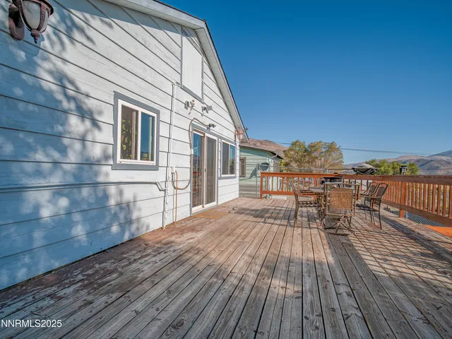 $375,000 | 136 Palmer Way, Topaz, CA 96133