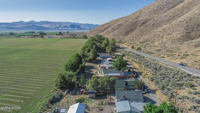$375,000 | 136 Palmer Way, Topaz, CA 96133