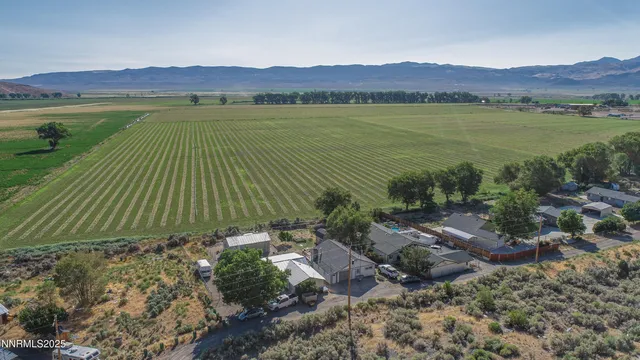 $375,000 | 136 Palmer Way, Topaz, CA 96133