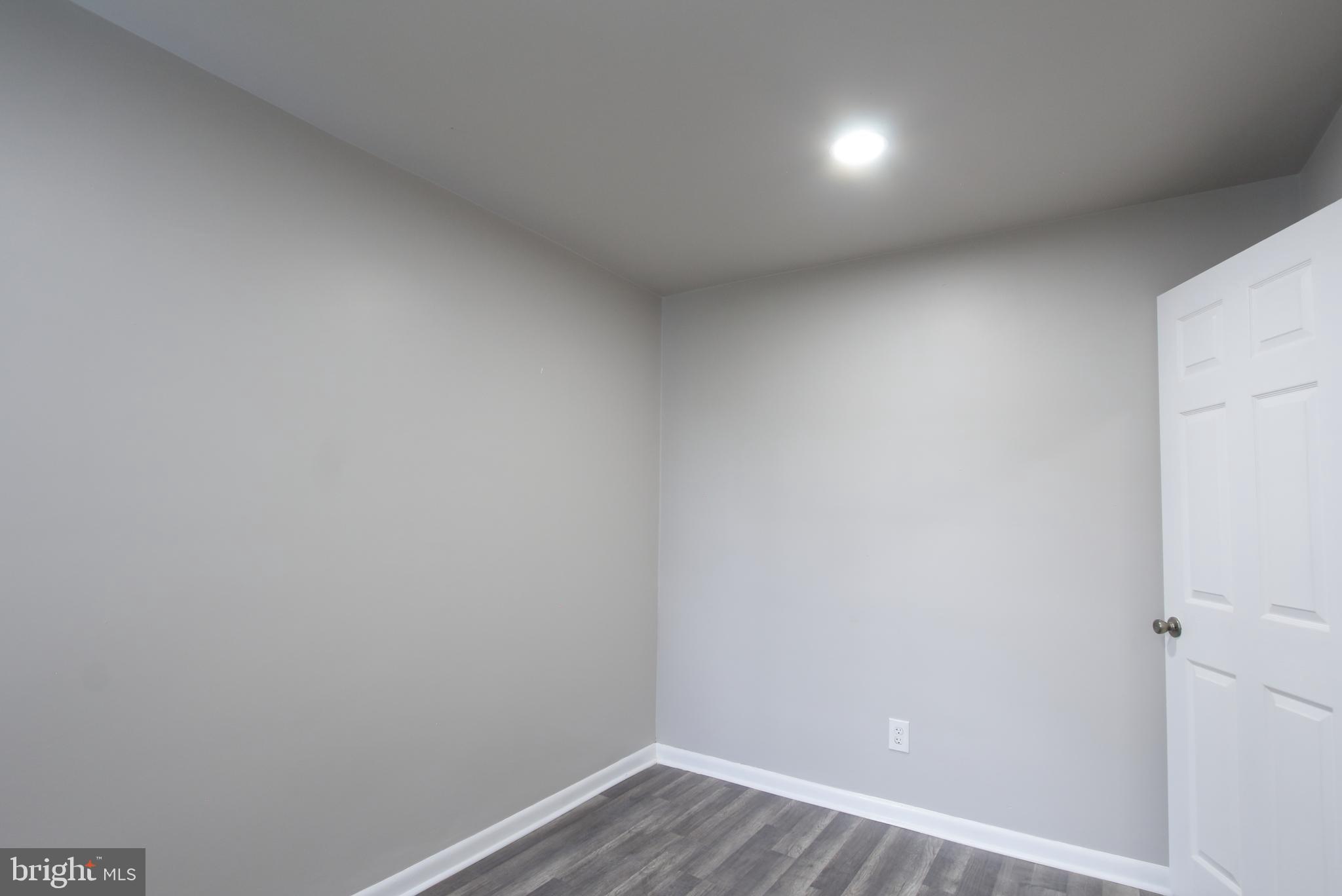 803 Mary Street Chester, PA 19013 - Photo 15 of 29