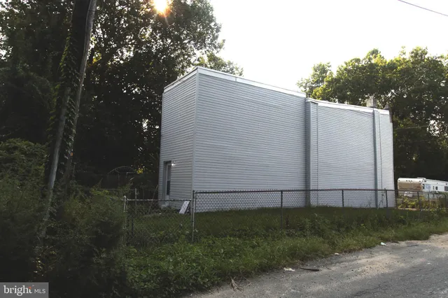 $135,000 | 803 Mary Street, Chester, PA 19013