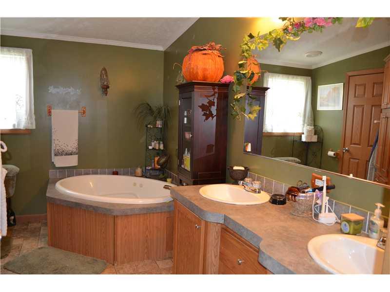 300 Elmbrook Road Beaver Falls, PA 15010 - Photo 7 of 8 Master Bath/Spa.