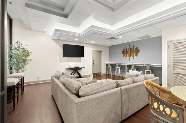 $384,900 | 3481 Lakeside Drive Northeast, Unit 2302, Atlanta, GA 30326