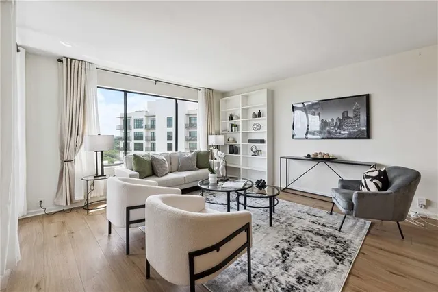 $384,900 | 3481 Lakeside Drive Northeast, Unit 2302, Atlanta, GA 30326